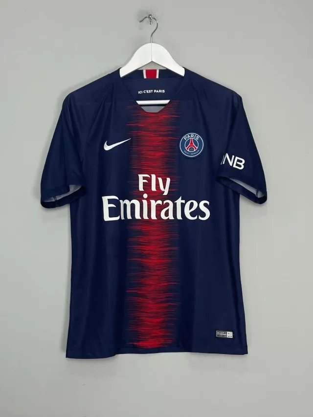 CULT KITS - 2018/19 PSG HOME SHIRT (M) NIKE