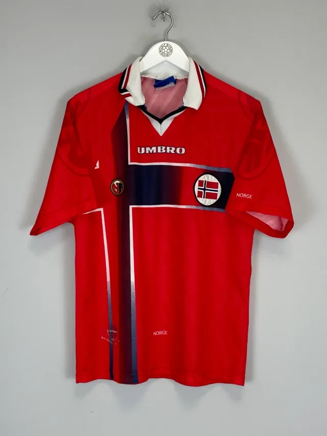 1997/98 NORWAY HOME SHIRT (M) UMBRO | Cult Kits