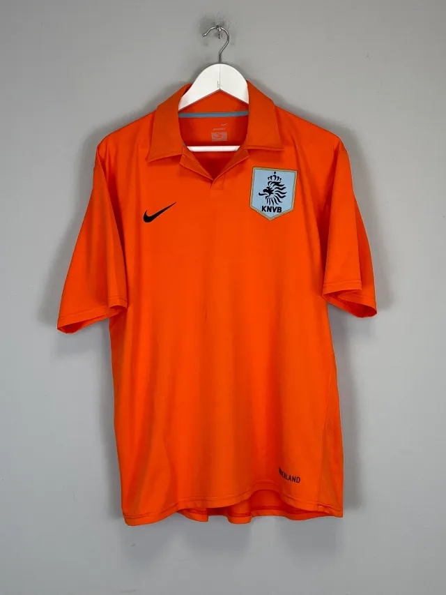 CULT KITS - 2006/08 NETHERLANDS HOME SHIRT (L) NIKE