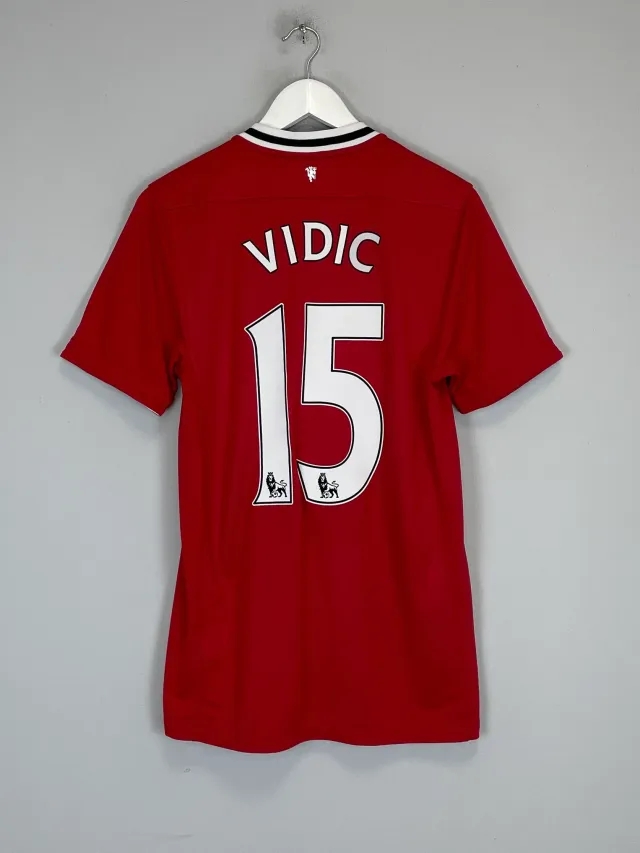 CULT KITS - 2011/12 MANCHESTER UNITED VIDIC #15 HOME SHIRT (S) NIKE