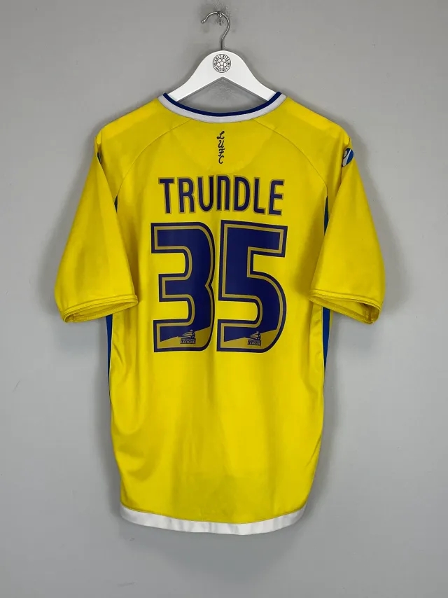 CULT KITS - 2008/09 LEEDS UNITED TRUNDLE #35 THIRD SHIRT (M) MACRON