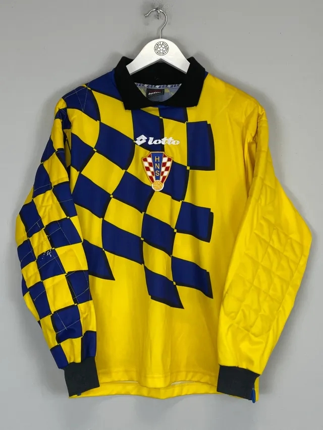 CULT KITS - 1998/00 CROATIA GK SHIRT (M)  LOTTO