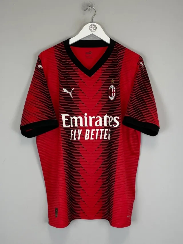 CULT KITS - 2023/24 AC MILAN HOME SHIRT (XL) PUMA