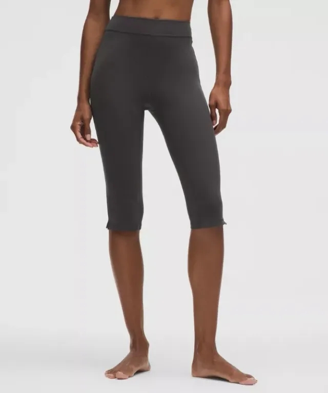 lululemon – Women's Groove High-Rise Notched-Hem Crop Leggings – 15" – Color Grey – Size 0