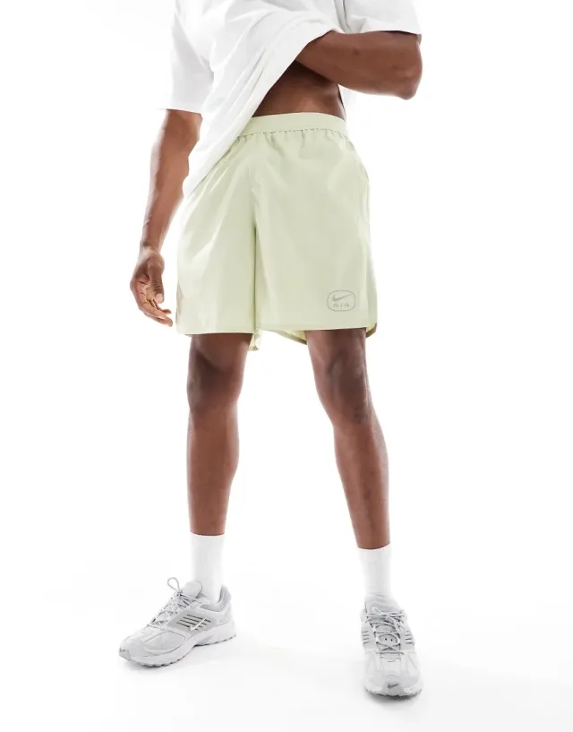 Nike Swoosh Men Shorts - Olive
