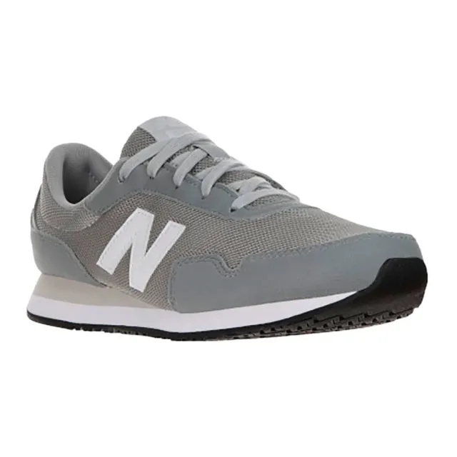 New Balance 323 Trainers