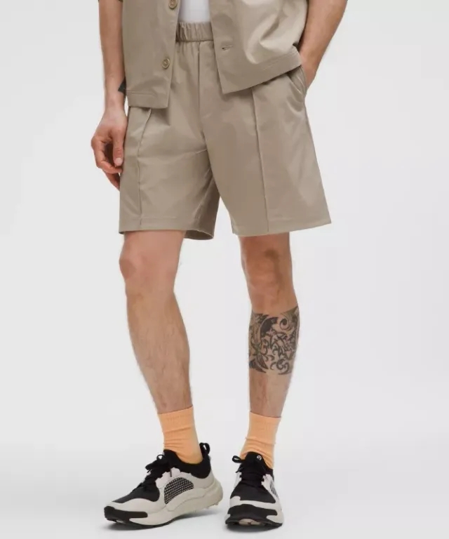 lululemon – Men's Woven Pintuck Pull-On Shorts – 8" – Color Brown – Size L
