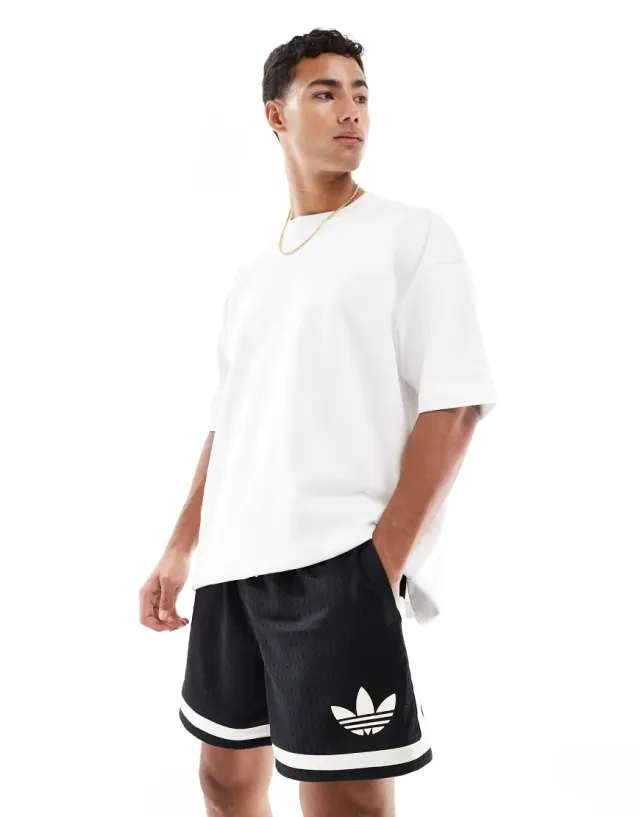 Adidas Originals Short In Black Cloud White