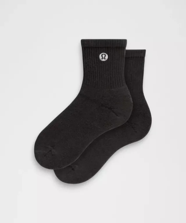 lululemon – Unisex Daily Essential Quarter Socks – Color Black – Size L
