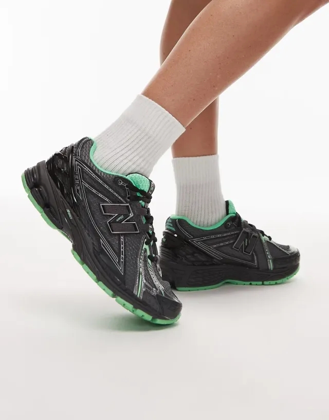 New Balance Unisex 1906R in Grey/Green Synthetic