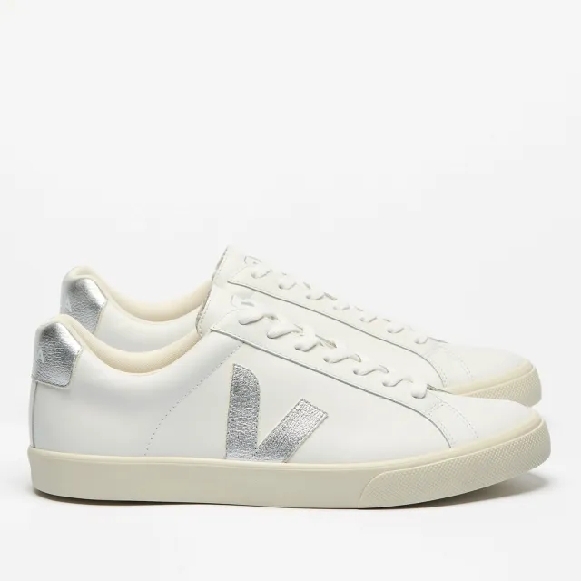 Veja Women's Esplar Leather Low Top Trainers