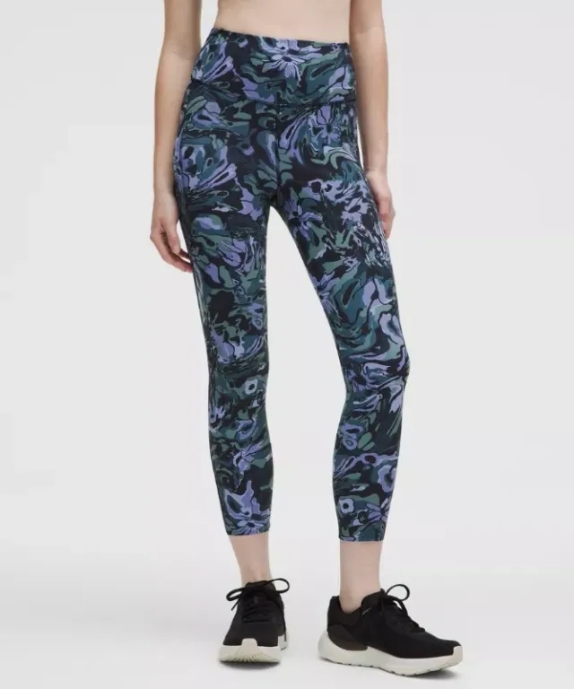 lululemon – Women's Fast and Free High-Rise Crop Pants 5 Pocket – 23" – Color Printed – Size 0