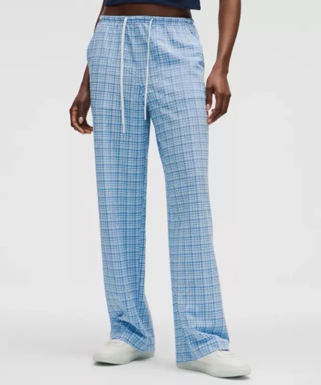 lululemon – Women's Seersucker Check Mid-Rise Pull-On Pants – Color Blue – Size L