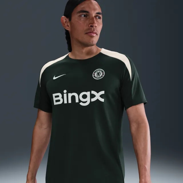 Chelsea F.C. Strike Men's Nike Dri-FIT Football Short-Sleeve Top - Green - Recycled Polyester