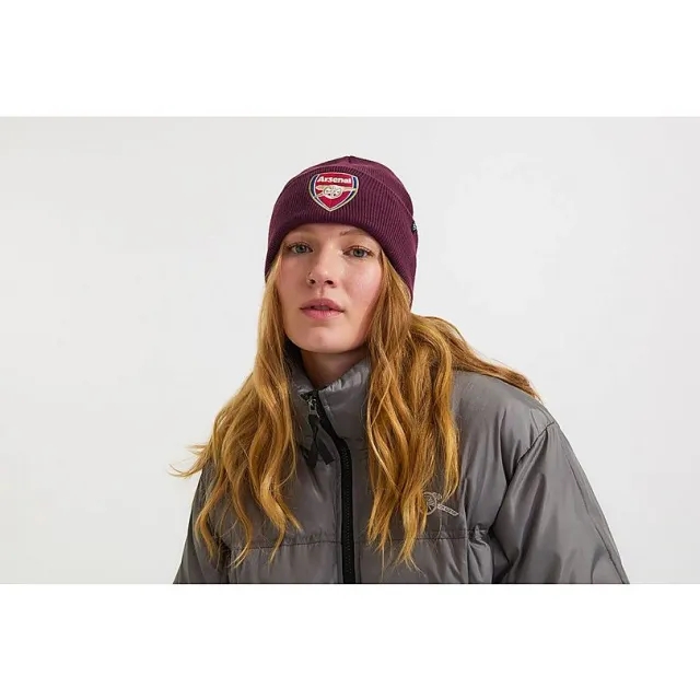 Arsenal 47 Burgundy Crest Beanie, Multicolor