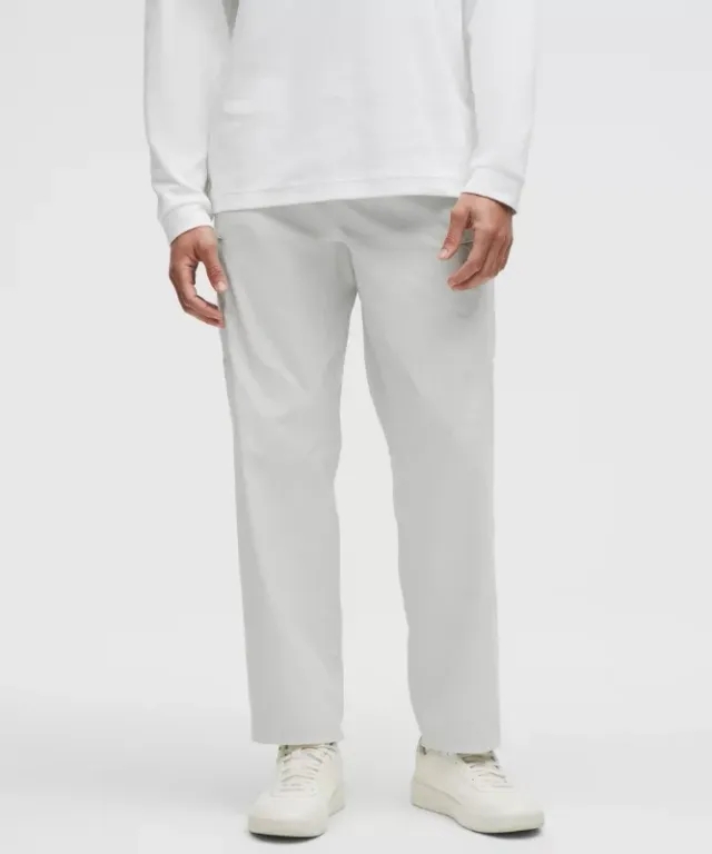 lululemon – Men's Relaxed-Fit Cargo Trousers Regular – Color White – Size 30