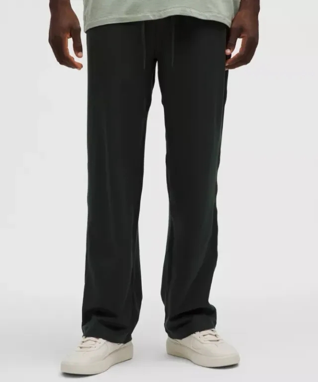 lululemon – Men's Soft Jersey Classic-Fit Trousers Regular – Color Green – Size L