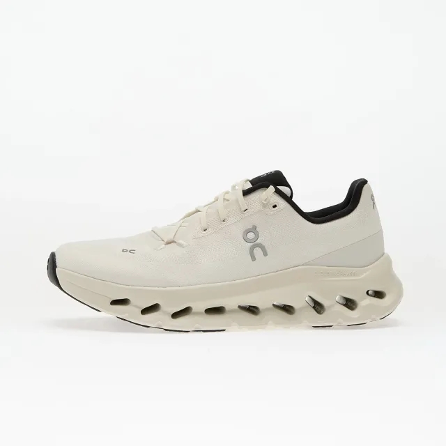 ON Cloudtilt Men Shoes - White