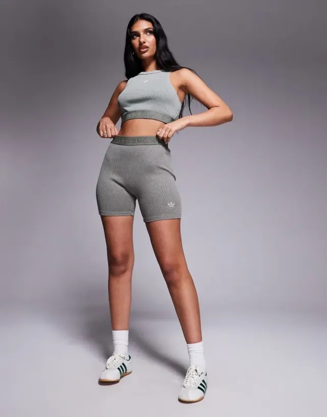adidas Originals Essentials Washed Rib Shorts - Green - Womens