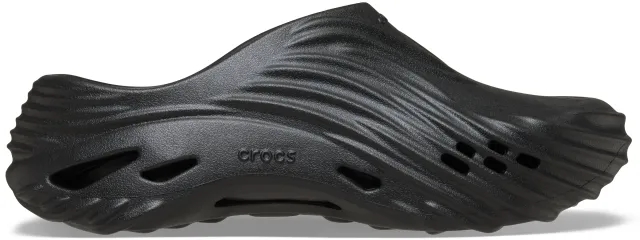Crocs | Unisex | Echo Wave | Clogs | Black / Black | W4/M3