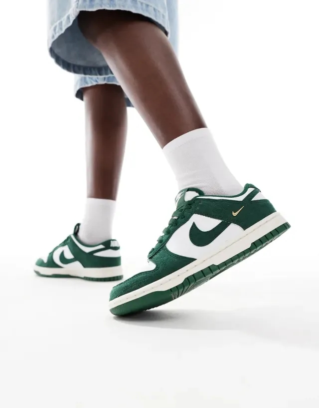 Nike Dunk Low Women's - Green