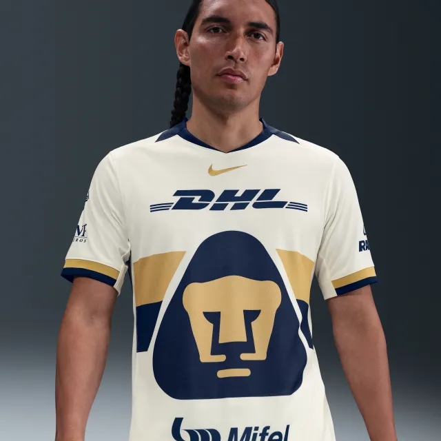 Pumas UNAM 2025/26 Stadium Home Men's Nike Dri-FIT Football Replica Shirt - White - Polyester