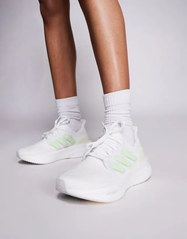 Adidas Ultraboost 5 Running Shoes