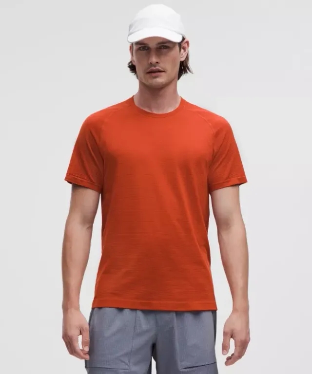 lululemon – Men's Metal Vent Tech Short-Sleeve Shirt – Color Orange – Size L