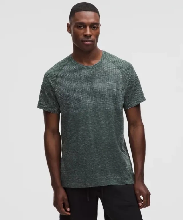 lululemon – Men's Metal Vent Tech Short-Sleeve Shirt – Color Blue/Green – Size L