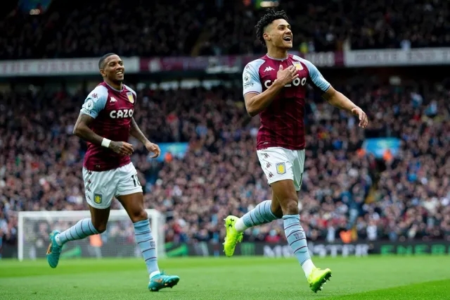 Aston Villa v Manchester United Lower Grounds Premium 2025-12-20