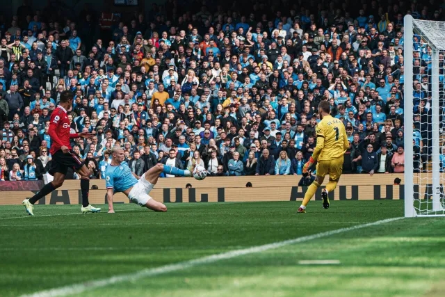 Manchester City v Brighton & Hove Albion Manager's Corner 2026-01-07