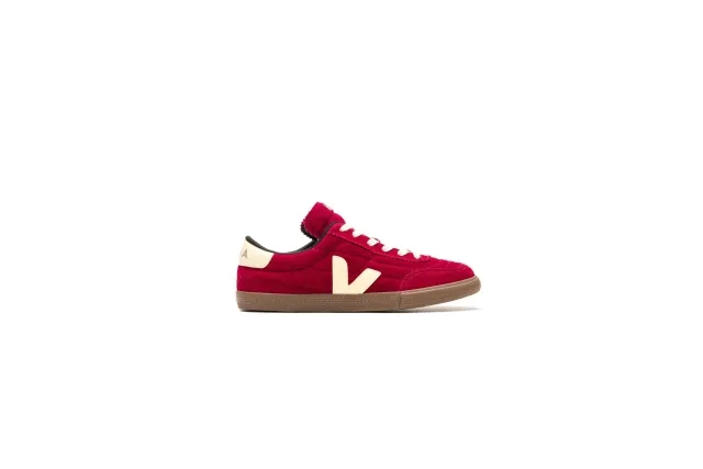 Veja WMNS Panenka Suede