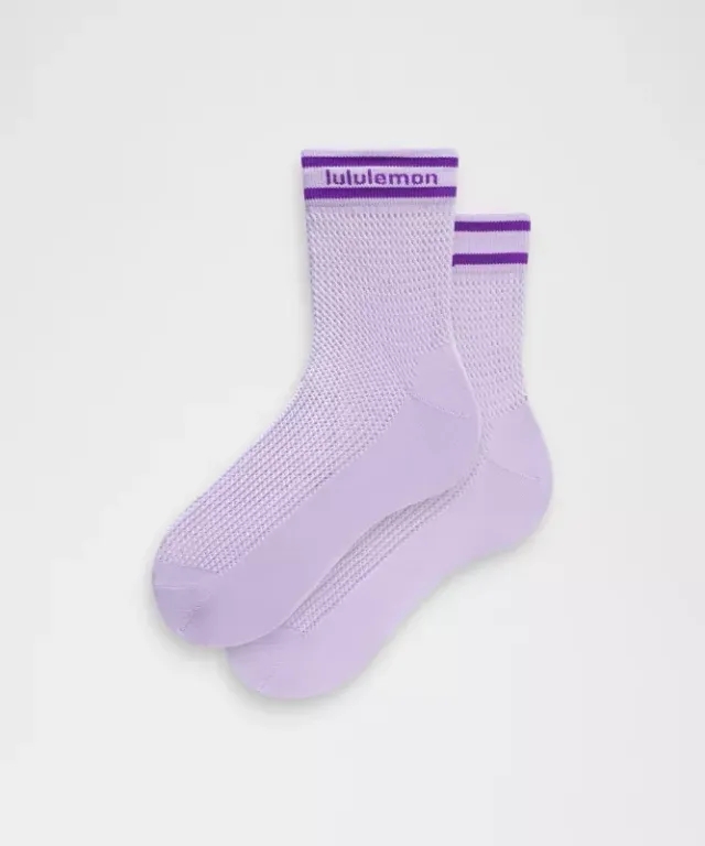 lululemon – Unisex Open Knit Quarter Socks – Color Purple – Size L