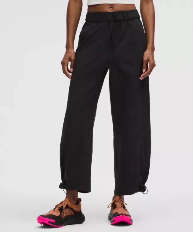 lululemon – Women's Cinchable Cuff High-Rise Joggers – Color Black – Size L