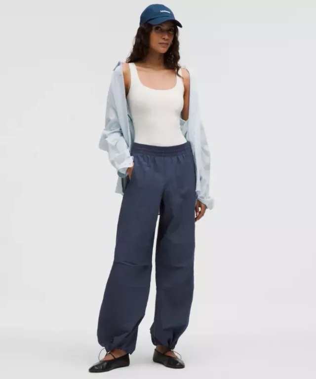 lululemon – Women's Crinkle Nylon Relaxed Parachute Pants – Color Blue – Size L