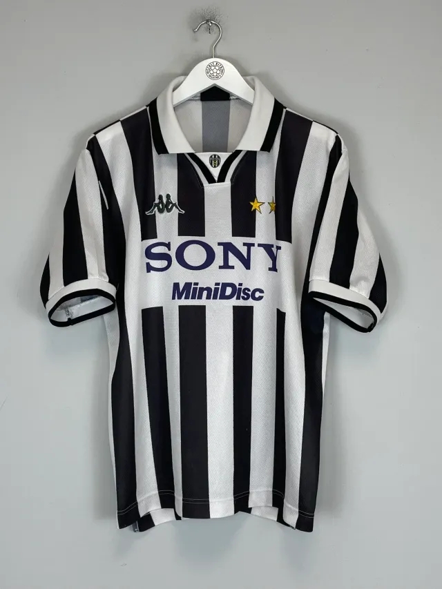 1995/97 JUVENTUS HOME SHIRT (L) KAPPA | Cult Kits