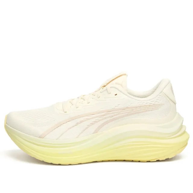Puma MagMax NITRO Sneaker Warm White/Gold Moon