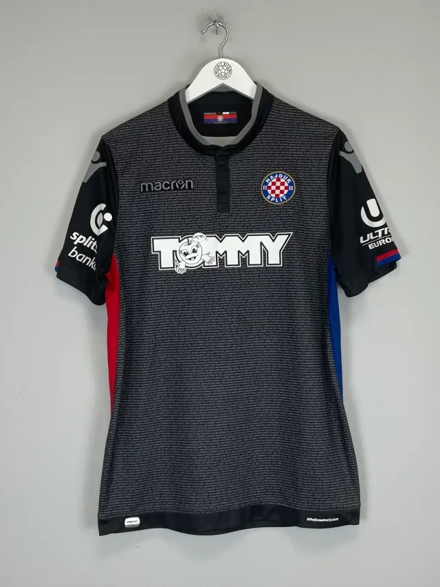 2017/18 HAJDUK SPLIT SAID #22 THIRD SHIRT (L) MACRON | Cult Kits