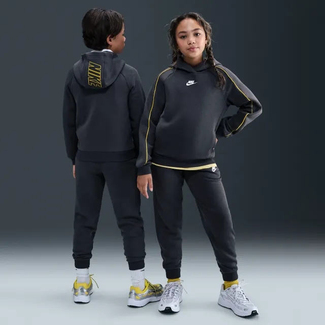 Nike Sportswear Club Fleece Older Kids' Hooded Tracksuit - Grey