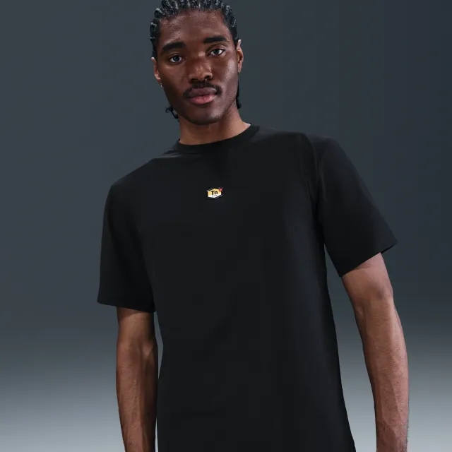 Nike Sportswear Men's T-Shirt - Black - Sustainable Materials