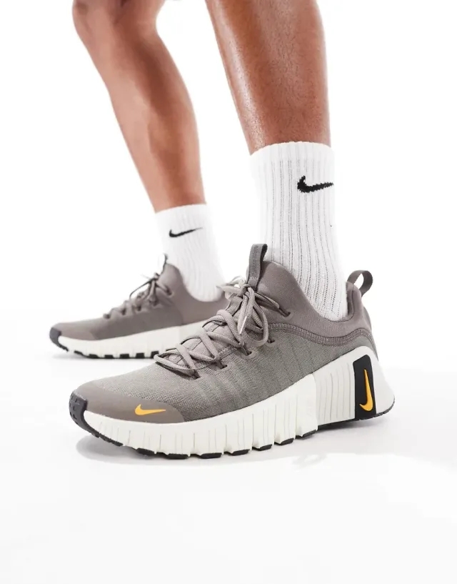 Nike Training Free Metcon 6 Trainers In Grey-Neutral