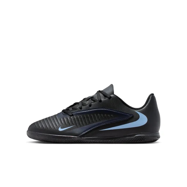 Nike Jr. Phantom 6 Low Club Older Kids' Indoor Court Football Shoes - Black