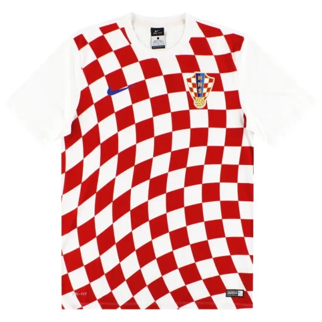 2016-18 Croatia Nike Basic Home Shirt *As New* - Croatia / As New 