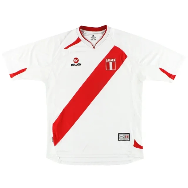 2007-09 Peru Home Shirt #8 L - South American / Excellent 
