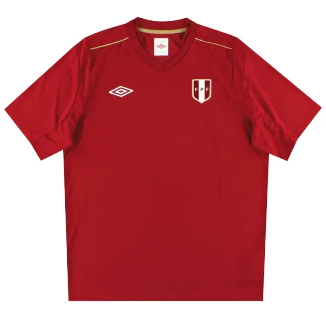 2012-13 Peru Umbro Training Shirt L - South American / Excellent 
