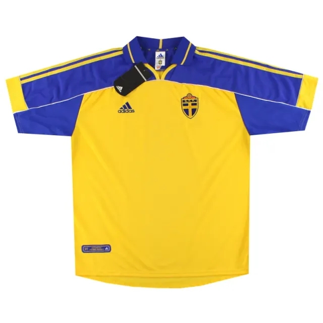 2000-02 Sweden adidas Home Shirt *w/tags* XL - Sweden / w/tags 