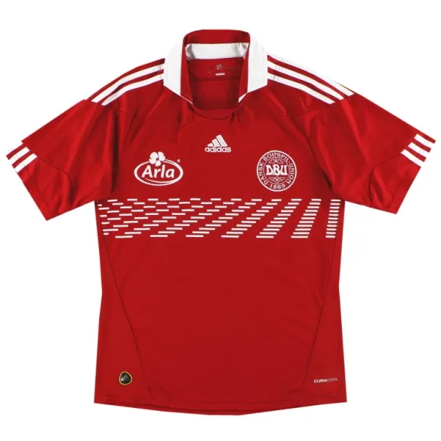 2010-11 Denmark adidas Home Shirt S - Denmark / Excellent 