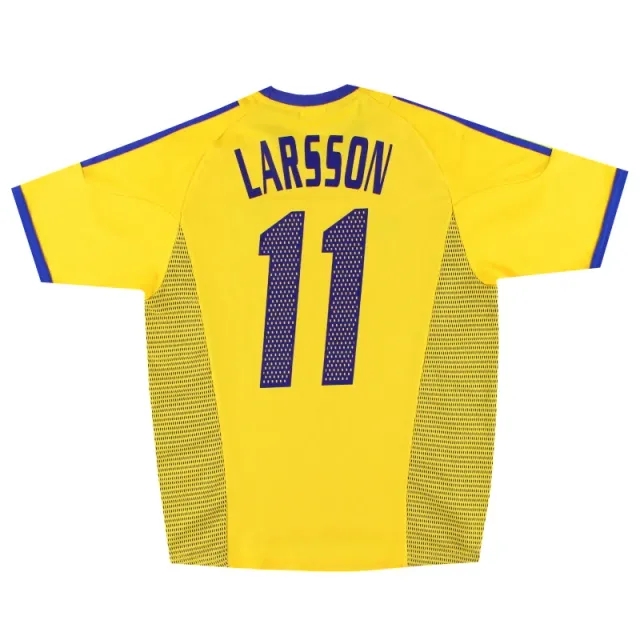 2002-03 Sweden adidas Home Shirt Larsson #11 S - Sweden / Excellent 