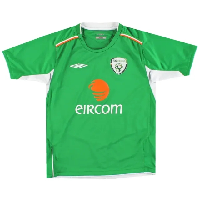 2004-06 Ireland Umbro Home Shirt L.Boys - Ireland / Excellent 
