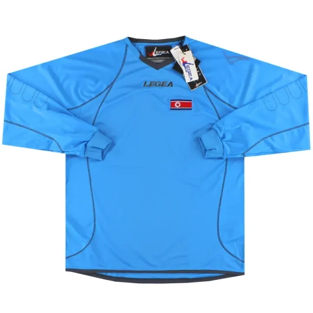 2010-12 North Korea World Cup Goalkeeper Shirt and Shorts *BNIB* XL - Asian / BNIB 